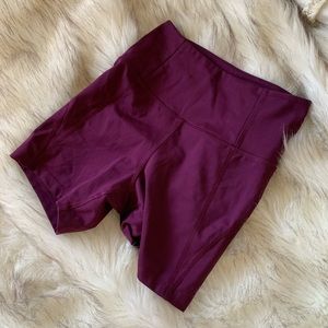 Girlfriend collective bike short